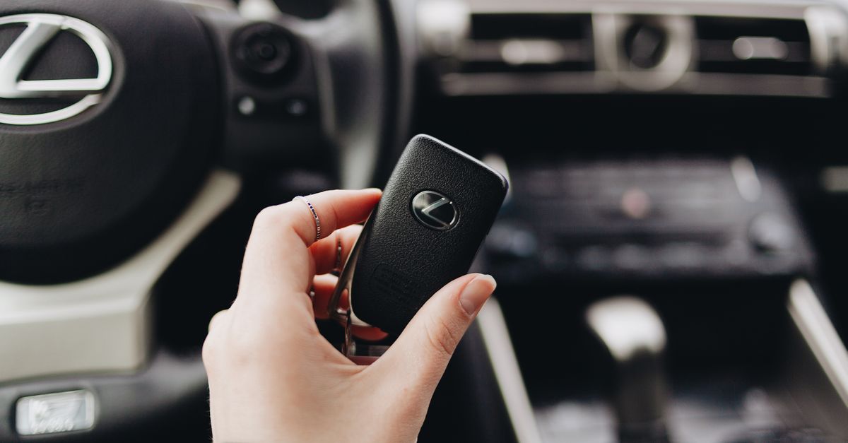 Toyota car key fob — Borough Park Locksmith