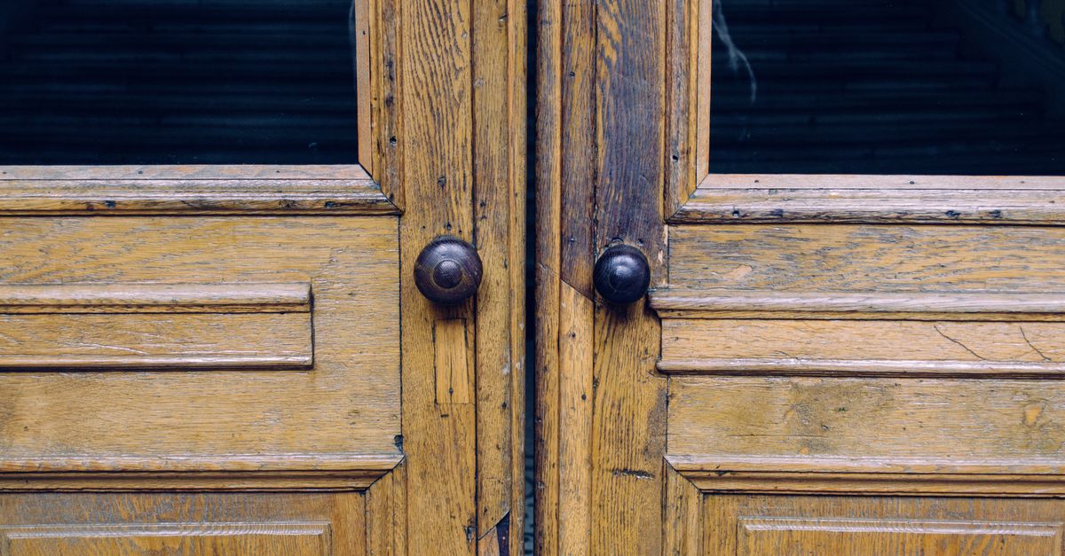 Door Knob Lock vs. Deadbolt: Which Do You Actually Need? — Borough Park Locksmith