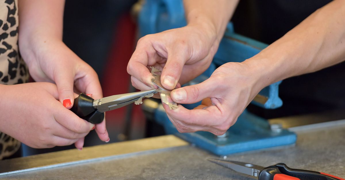 locksmith shop keys — Borough Park Locksmith
