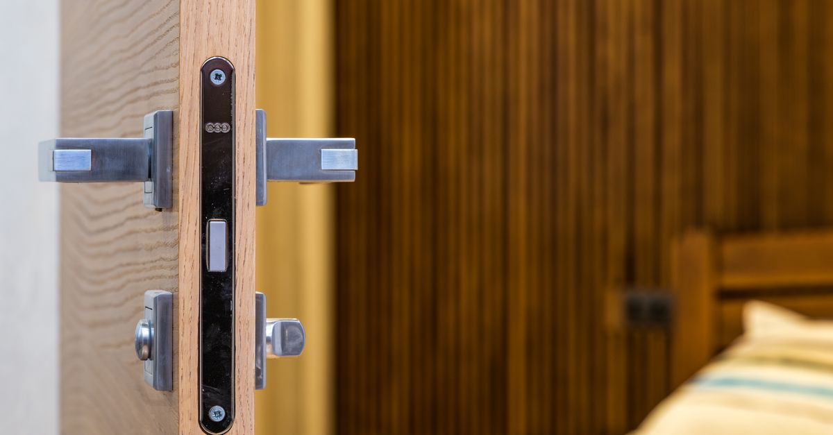 When a Door Knob Lock Replacement Is the Right Call — Borough Park Locksmith